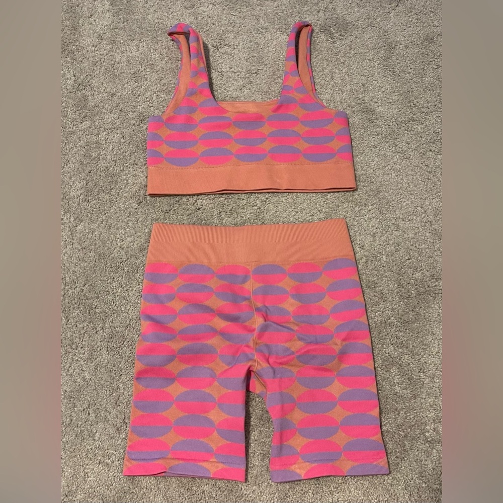 Fabletics X Vanessa Hudgens Dottie Geo Pink And O… - image 2